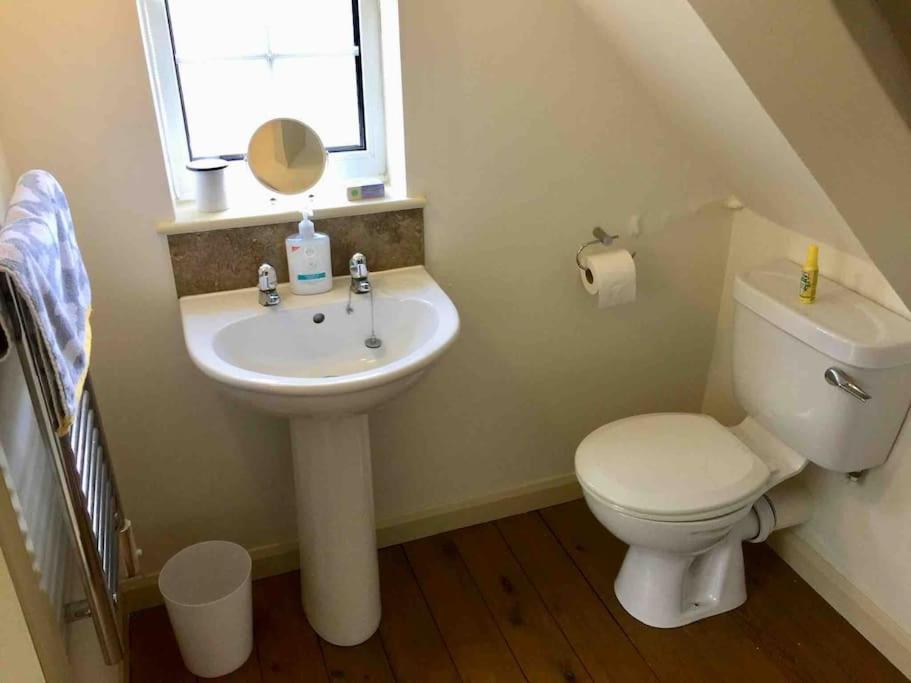 Grove Farm Old Granary, 1St Floor Loft Apartment, Includes Continental Breakfast Lincoln Exterior foto